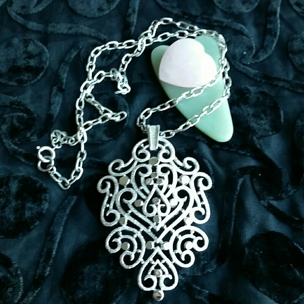 Vintage Sarah Coventry Large Scroll Pendant Silvertone Necklace